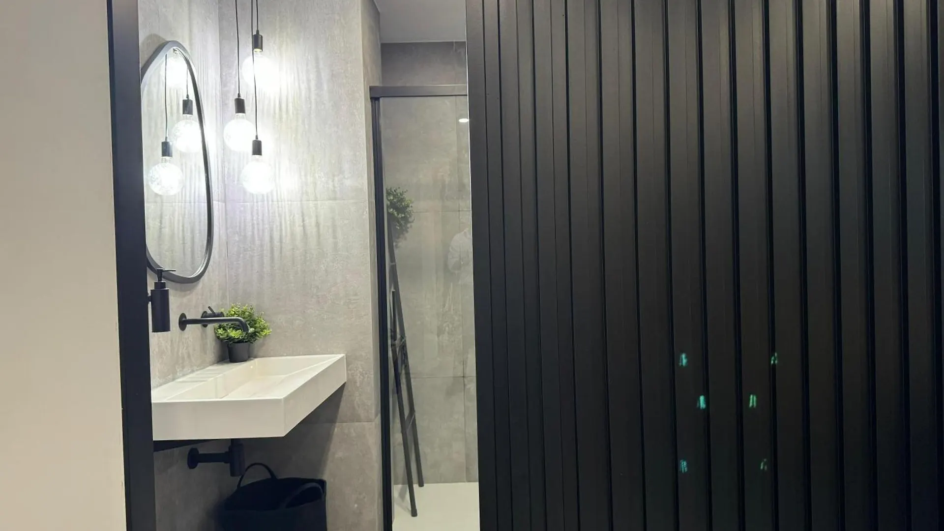 Apartamento Deluxe Lajuderia Con Parking Gratis Cordoba 0*,  Spain